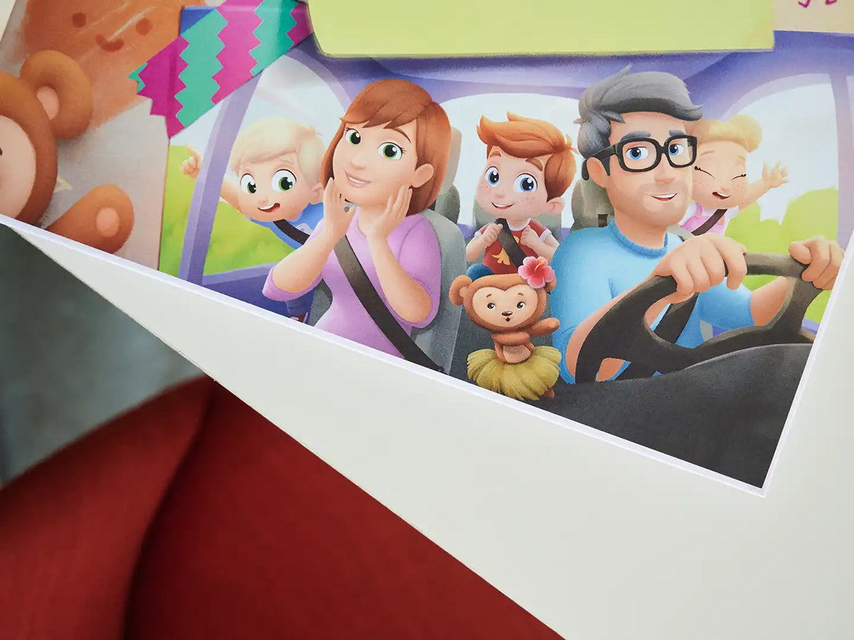 Linda ilustración de cada miembro de la familia en este genial libro de cuentos familiar personalizado que es un gran regalo para el Día de la Madre.